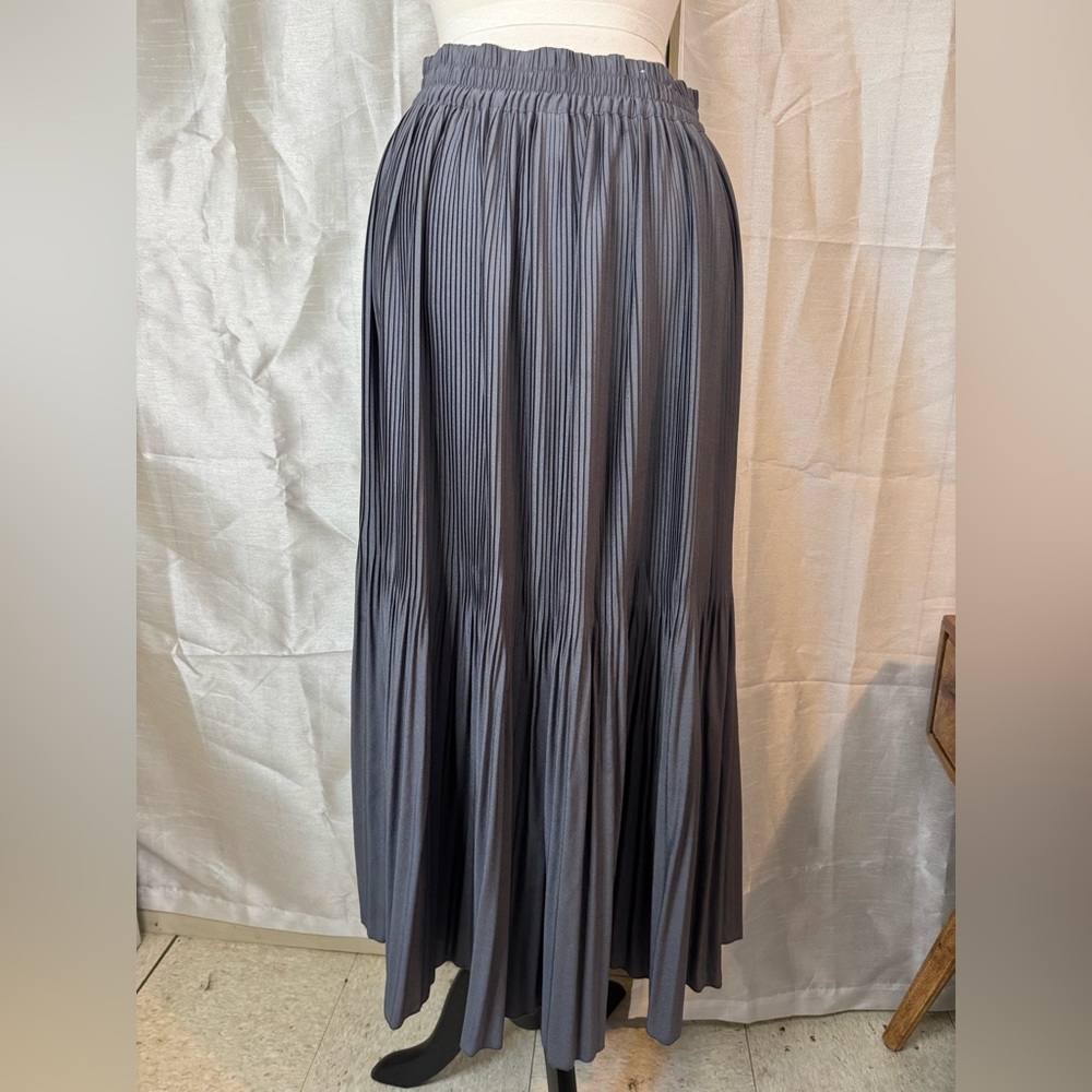 Old Navy Gray Trumpet Maxi Skirt - Picture 4 of 8